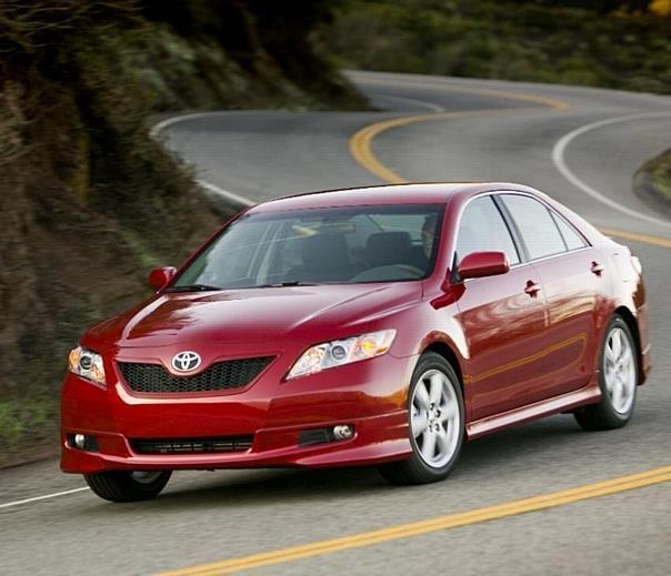 Toyota Camry SE 